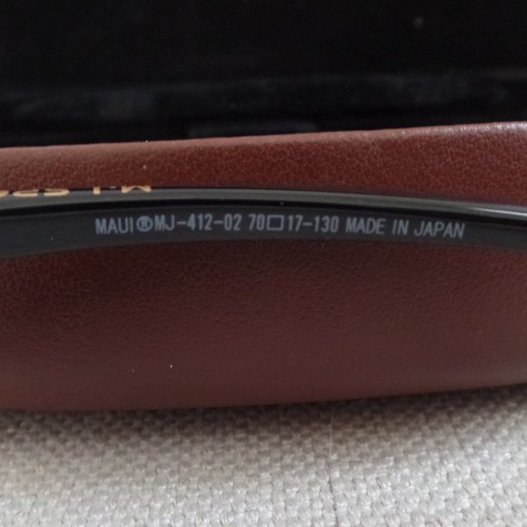 Maui Jim BANYANS Rimless Sunglasses - Gloss Black Frame w/ Grey Lens - Picture 9 of 10